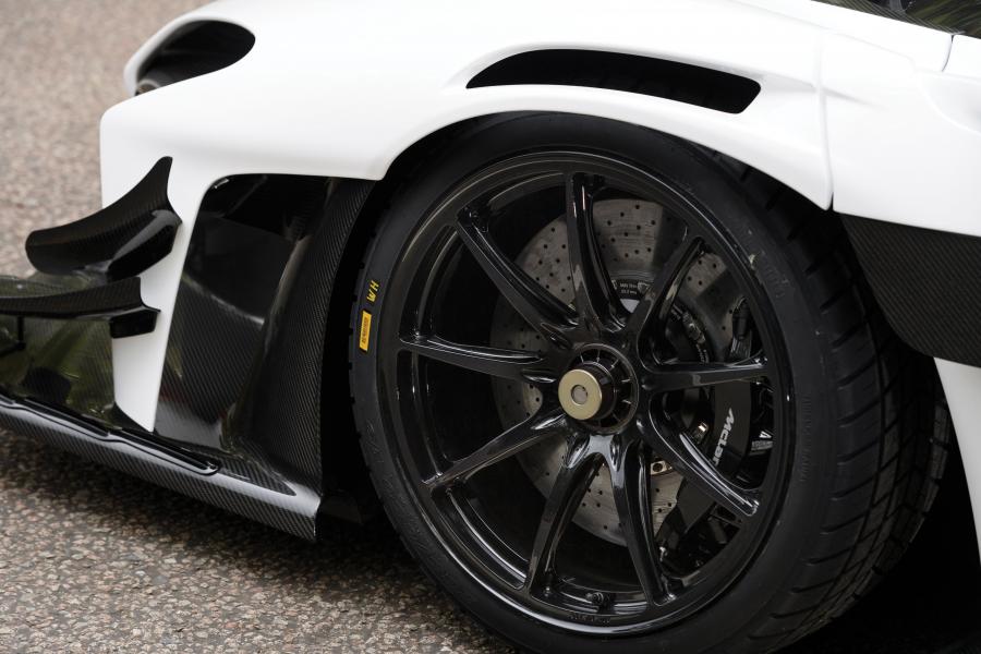 Колеса McLaren Senna GTR 2019 года  (фото 37 из 41)
